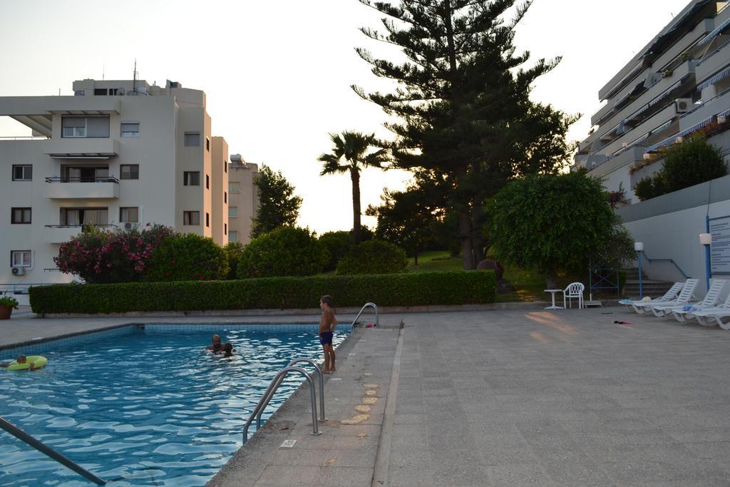 Alania Sea View Apartment Limassol Exteriör bild